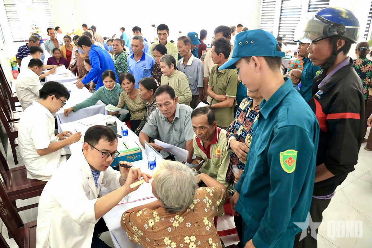 Đối thoại chủ nhật: Tạo dựng lợi thế cạnh tranh từ 3 trụ cột phát triển